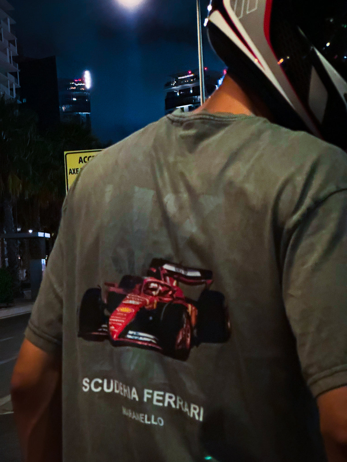 Ensemble Scuderia Ferrari Maranello