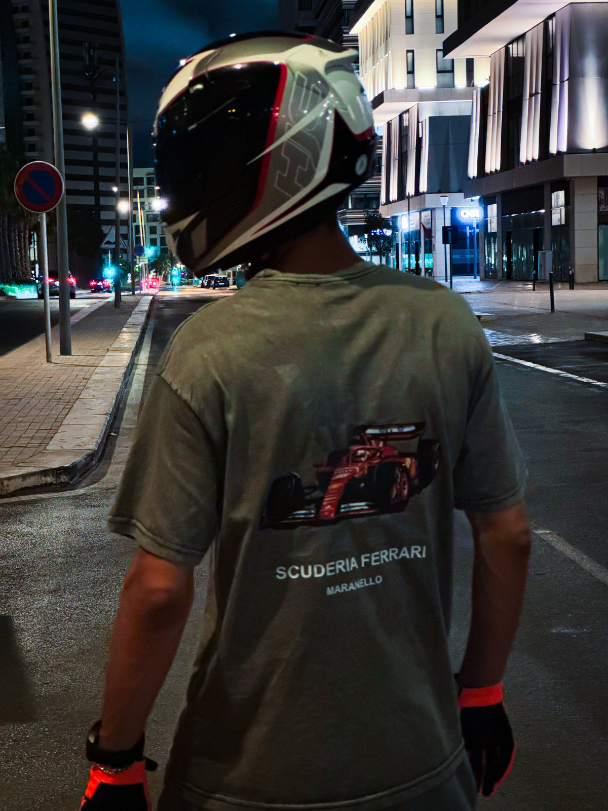 Ensemble Scuderia Ferrari Maranello