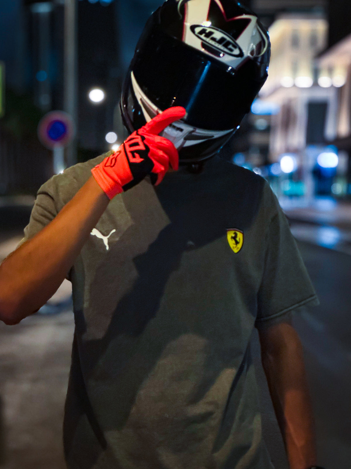 Ensemble Scuderia Ferrari Maranello